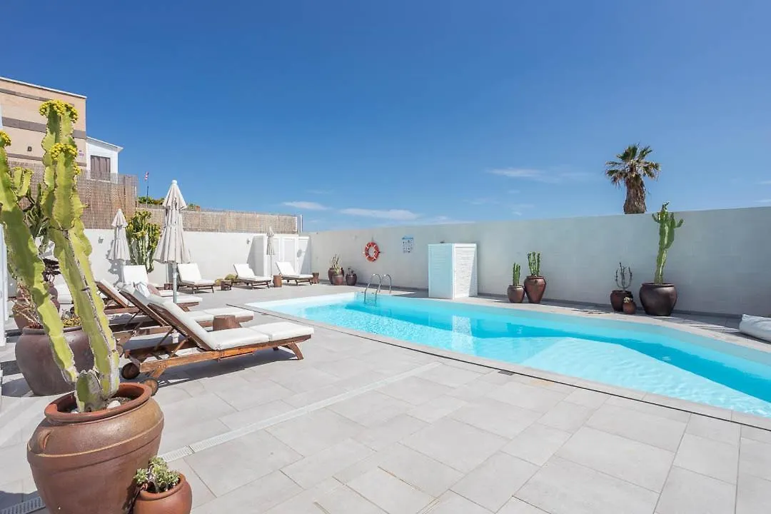 Edem piscina climatizada Playa del Hombre