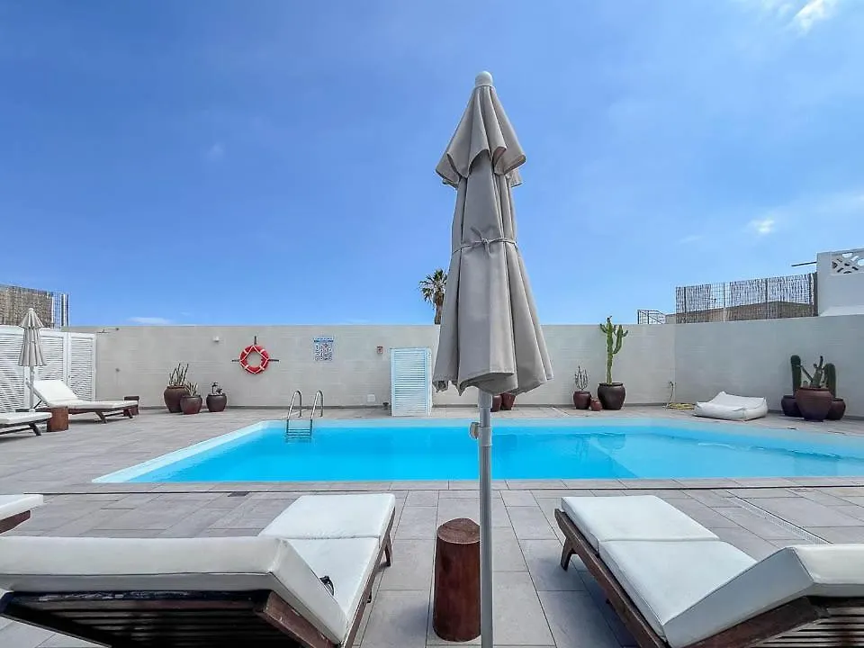 Edem piscina climatizada Playa del Hombre